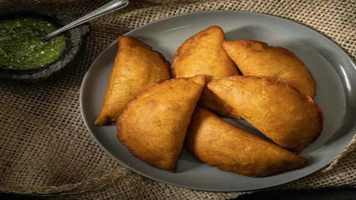 “¿Su quesadilla va con queso, joven?”