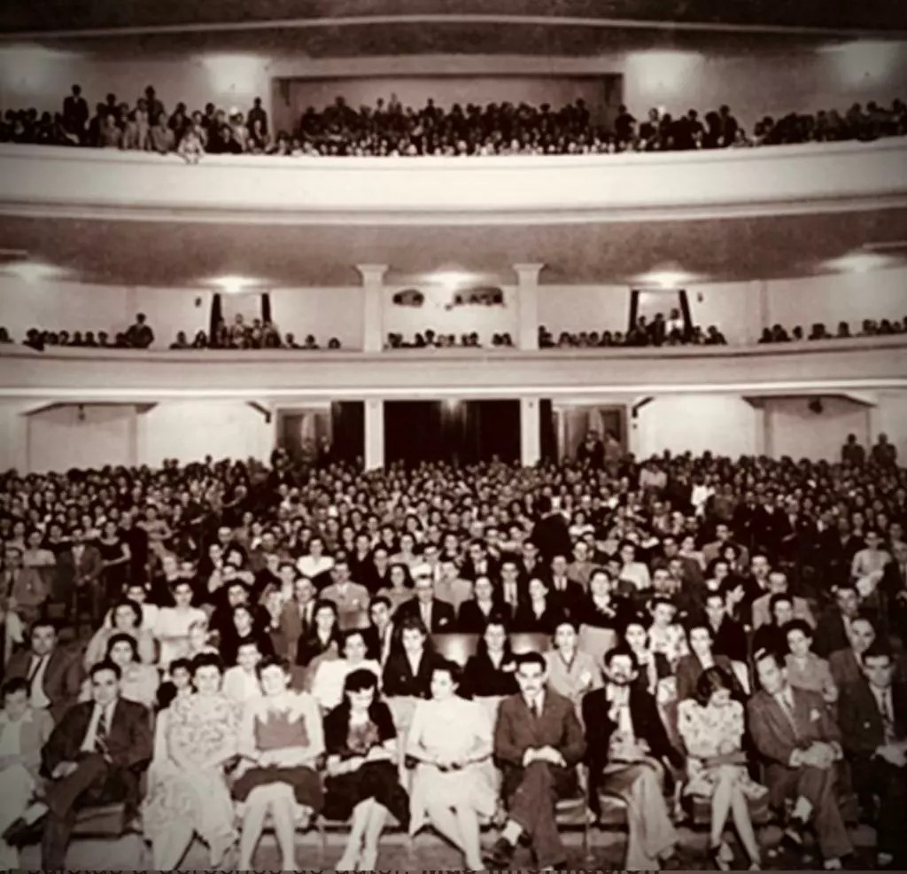 Que no se pierda la bonita costumbre de reclamarle al “cácaro”