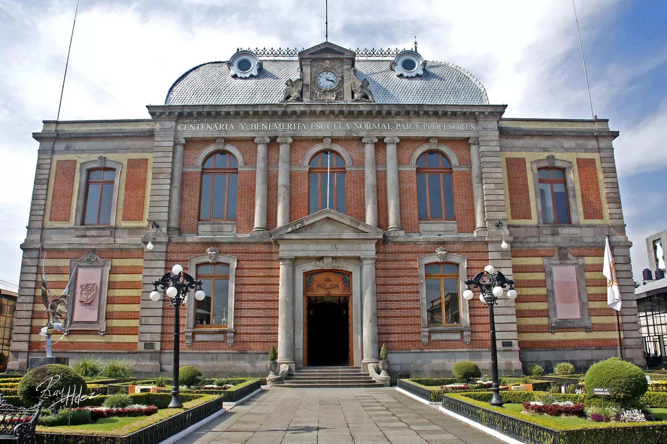 La Normal Centenaria