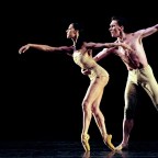 La danza de Elisa Carrillo