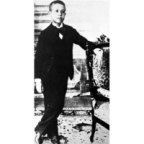 Ramón López Velarde de niño, visto por sus vecinos y hermanos